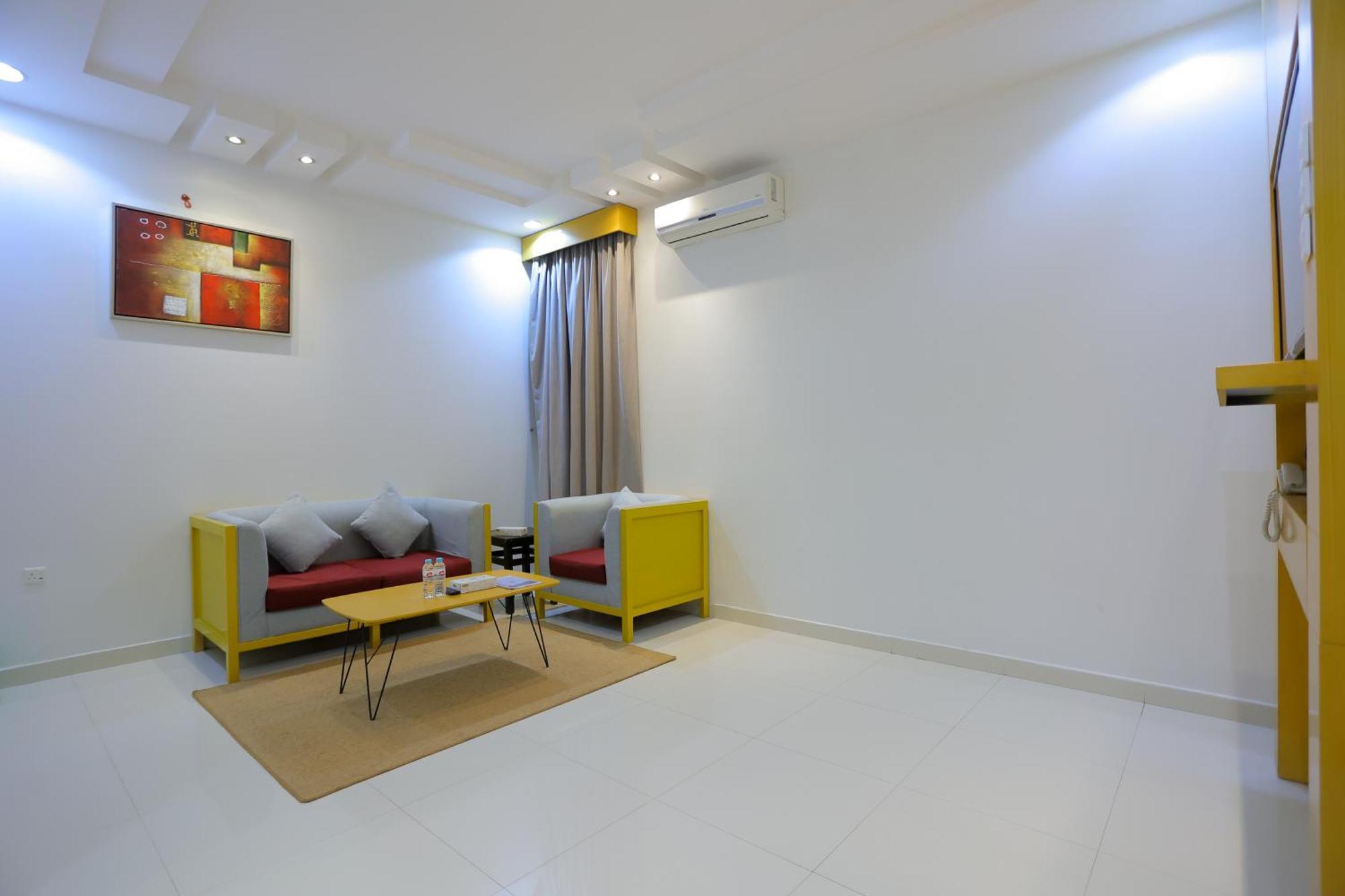 هوستا الملقا Aparthotel