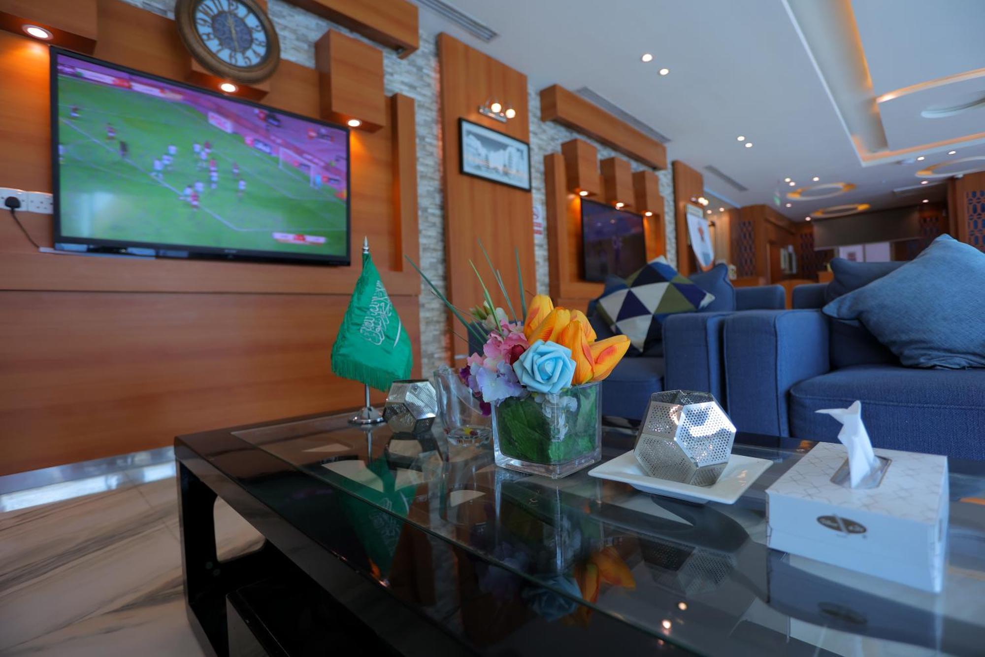 Aparthotel هوستا الملقا