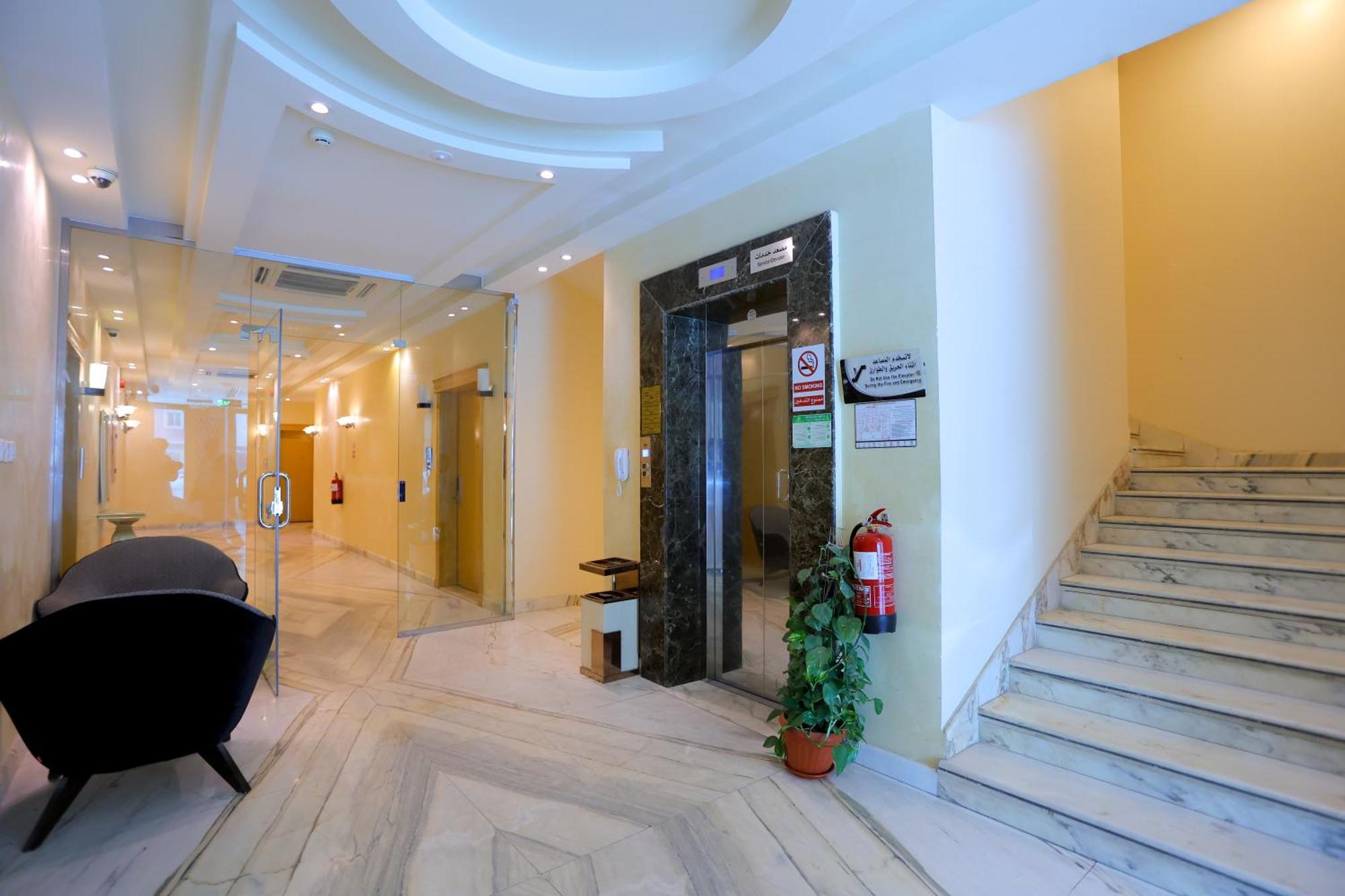 هوستا الملقا Aparthotel 3*